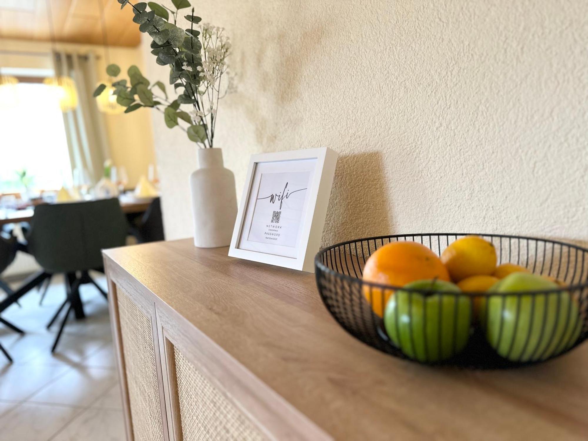Seehaus Aachblick, Exklusive Appartements Und Ferienwohnungen Uhldingen-Mühlhofen Екстериор снимка