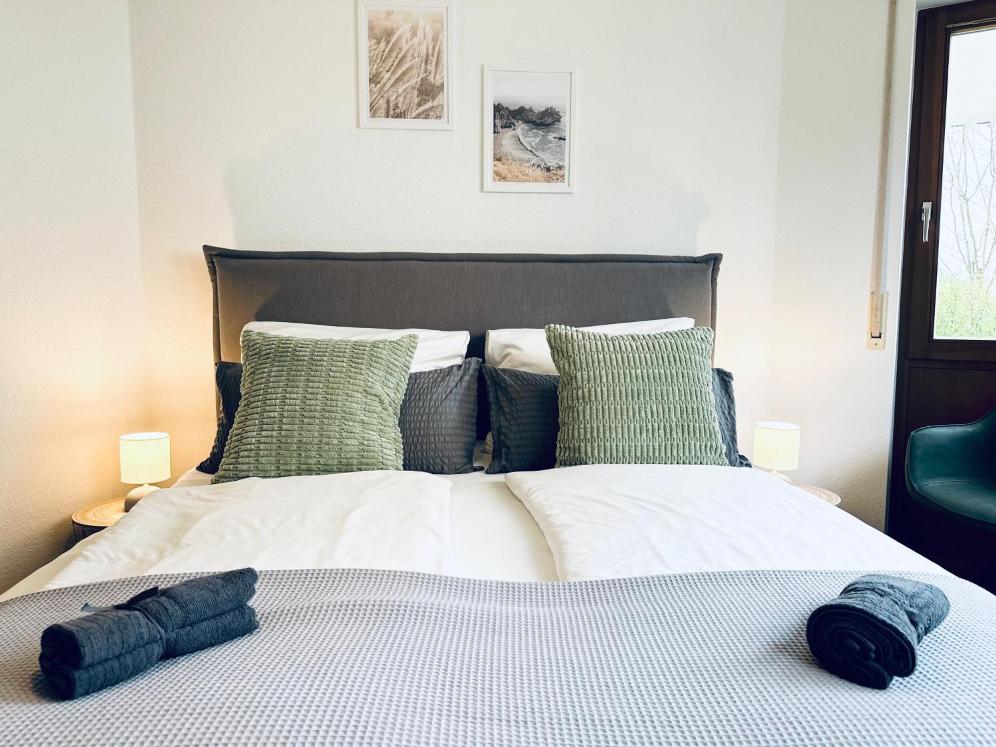 Seehaus Aachblick, Exklusive Appartements Und Ferienwohnungen Uhldingen-Mühlhofen Екстериор снимка