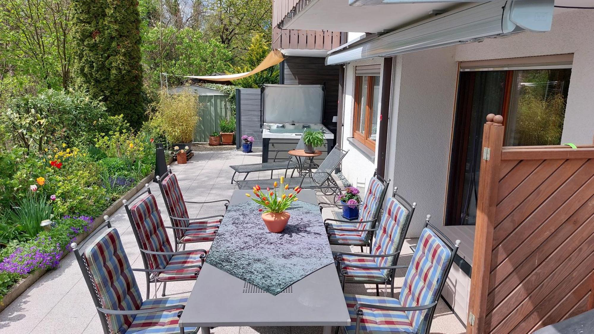 Seehaus Aachblick, Exklusive Appartements Und Ferienwohnungen Uhldingen-Mühlhofen Екстериор снимка